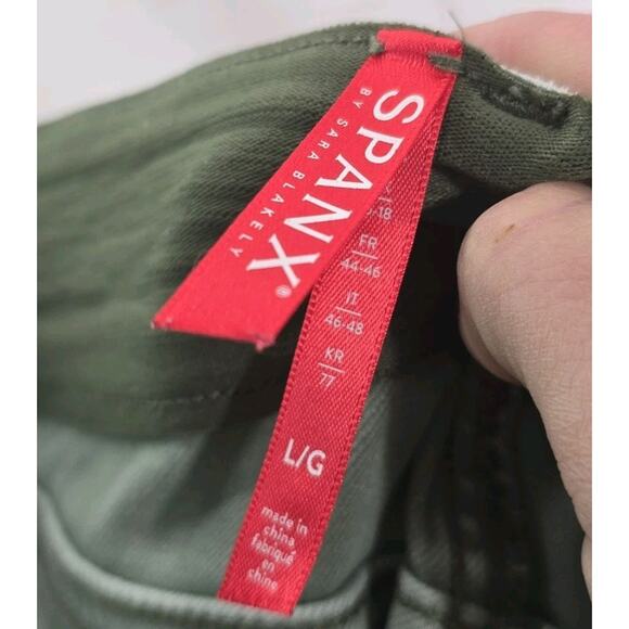 Spanx Pants Womens Large Green High Rise Stretch Twill Ankle Cargo Cropped - Picture 3 of 13